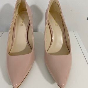 COPY - Nine West. Light Pink stiletto pointed toe pumps. Size 7.5